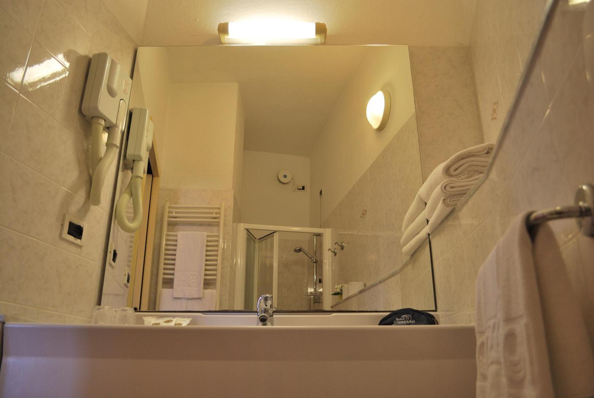 Hotel Galleano Лайджелия Стая снимка