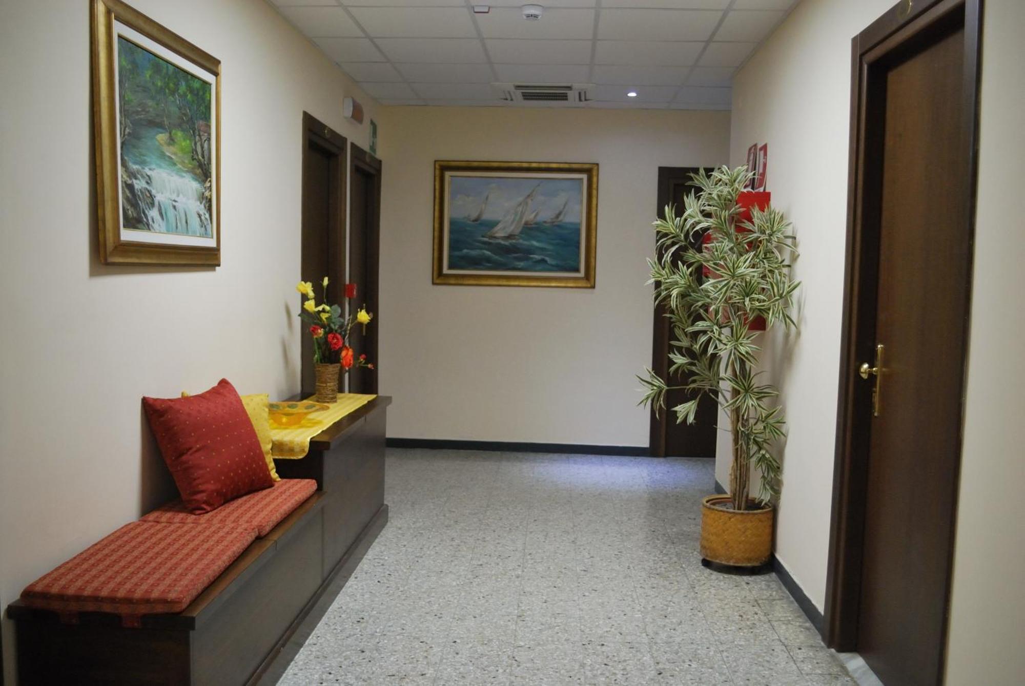 Hotel Galleano Лайджелия Екстериор снимка